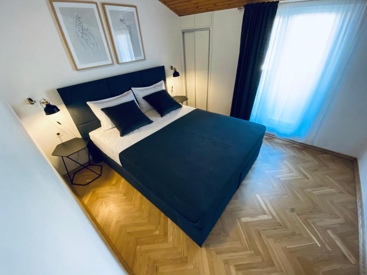 Cirjak Apartments ビオグラード・ナ・モル エクステリア 写真